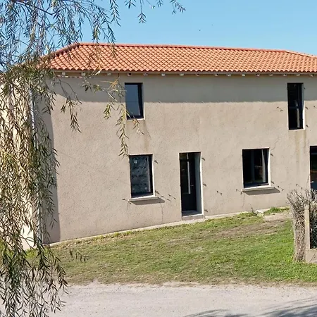 Le 1701 - 15 Pers Avec Piscine, Puy Du Fou La Gaubretiere