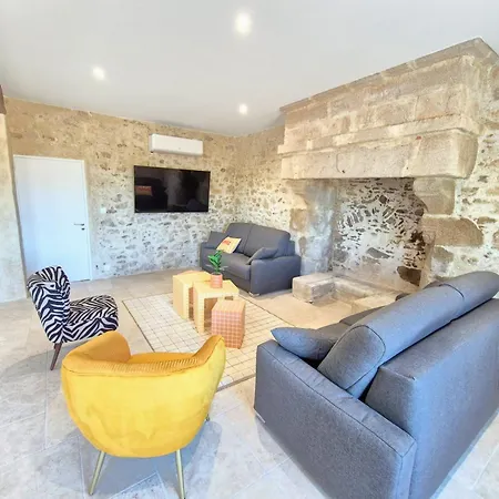 Le 1701 - 15 Pers Avec Piscine, Puy Du Fou Affittacamere 4*
