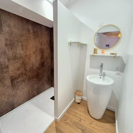 Le 1701 - 15 Pers Avec Piscine, Puy Du Fou Guest house 4*