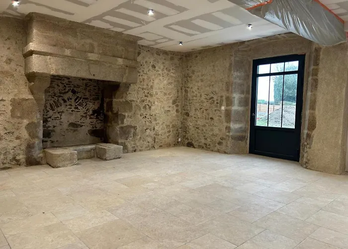 Maison d'hôtes Le 1701 – 15 Pers Avec Piscine, Puy Du Fou 3*