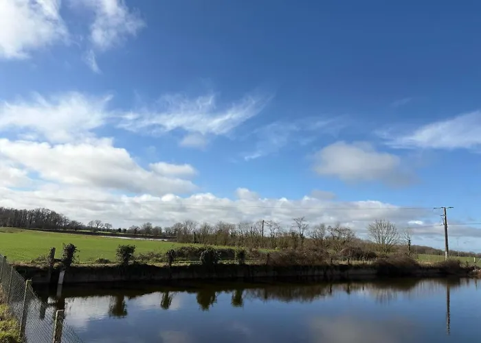 Le 1701 – 15 Pers Avec Piscine, Puy Du Fou 3* La Gaubretiere